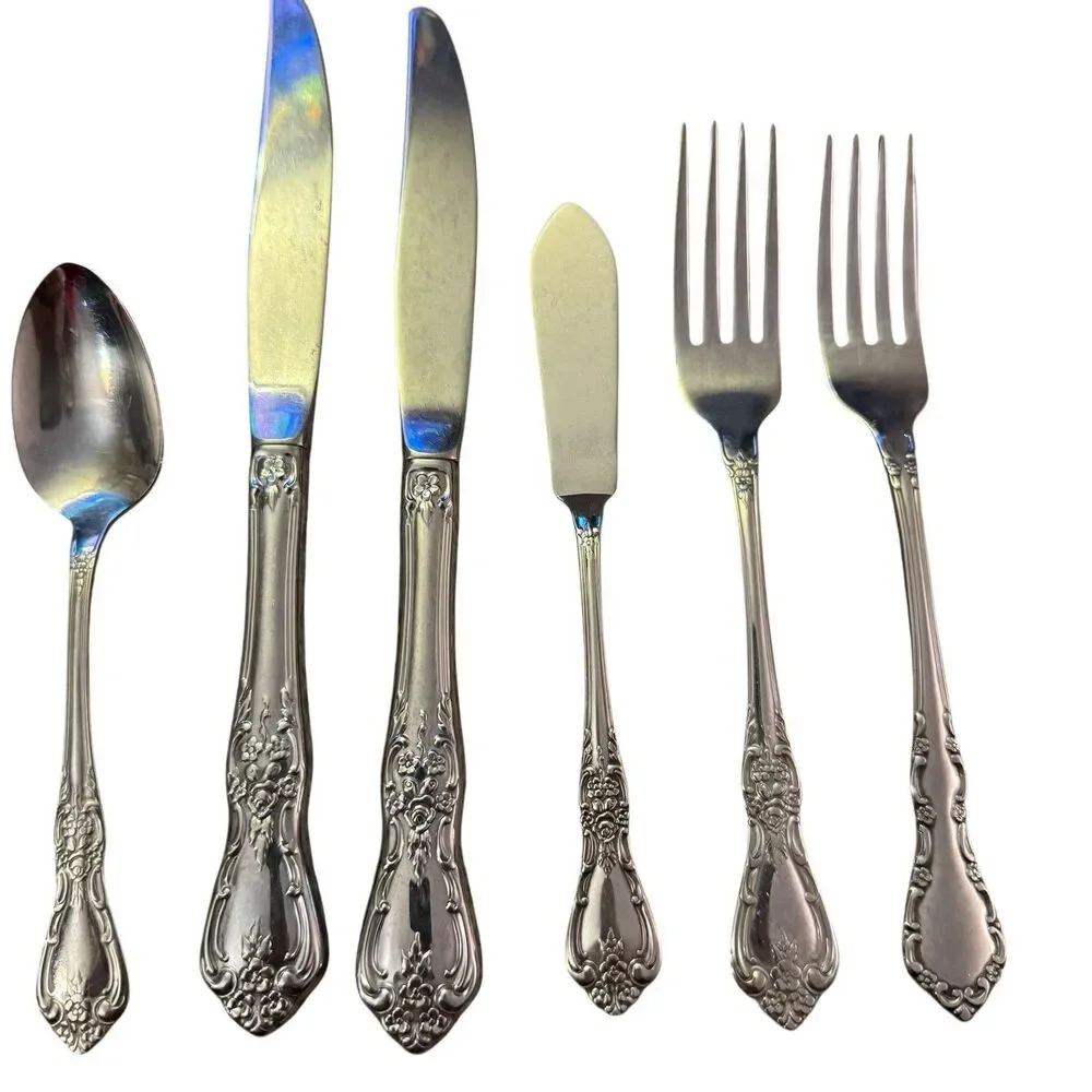 11 Piece‎ Oneida Distinction Deluxe HH Kennett Square Stainless Flatware hostess